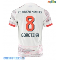 Camisa de time de futebol Bayern Munich Leon Goretzka #8 Replicas 2º Equipamento 2025-26 Manga Curta